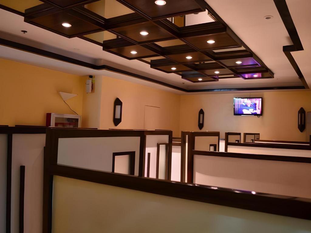 Hotel Sogo Edsa Caloocan Extérieur photo