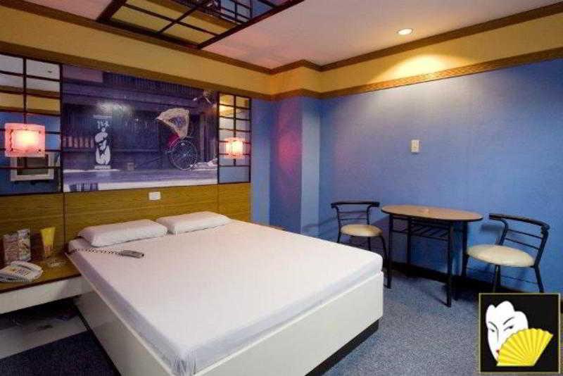 Hotel Sogo Edsa Caloocan Extérieur photo